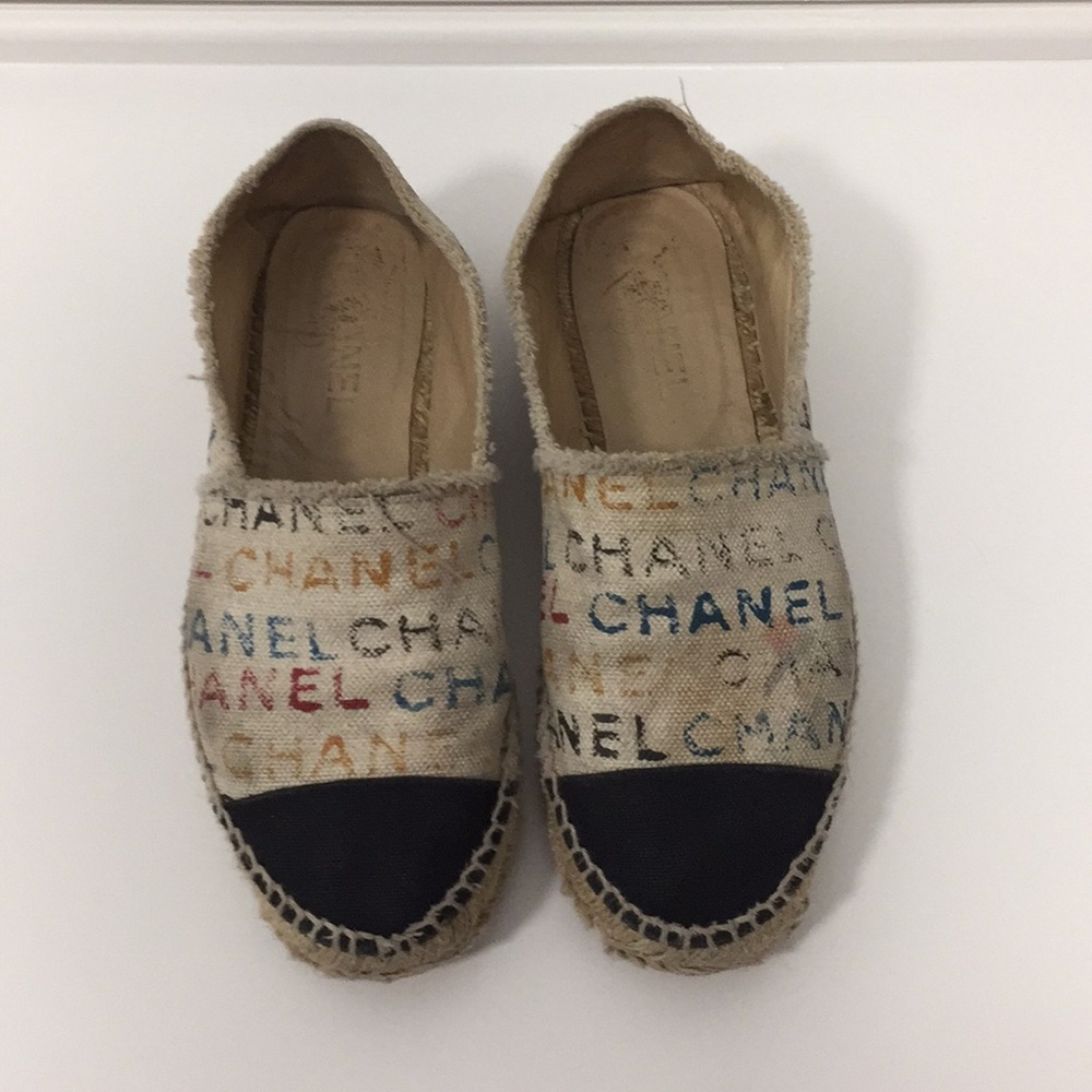 Chanel Spring 2016 espadrille - Picture 2 of 3